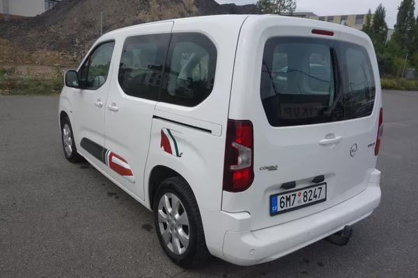 Opel Combo 1,6DTCi ČR 2xŠOUPAČKY ! - foto 11