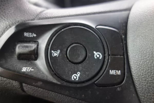 Opel Combo 1,6DTCi ČR 2xŠOUPAČKY ! - foto 19