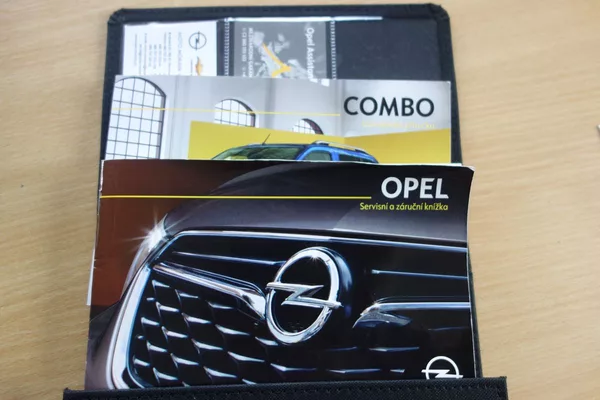 Opel Combo 1,6DTCi ČR 2xŠOUPAČKY ! - foto 27