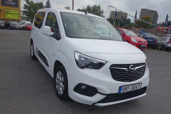 Opel Combo 1,6DTCi ČR 2xŠOUPAČKY ! - foto 5