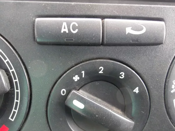 Volkswagen Transporter 1,9TDi ČR - foto 30
