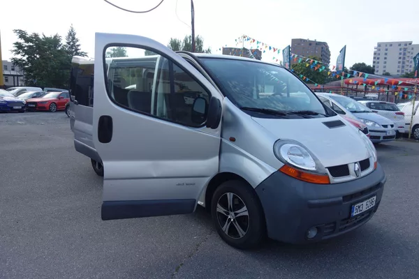 Renault Trafic 1,9DCi 74 kW 8 míst !! - foto 15