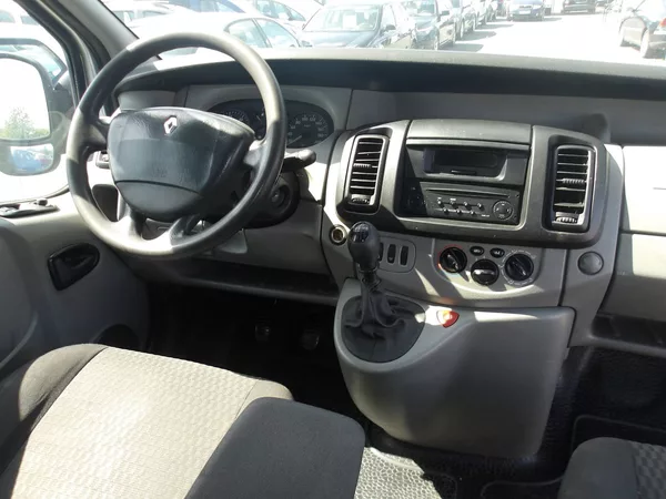 Renault Trafic 1,9DCi 74 kW 8 míst !! - foto 22