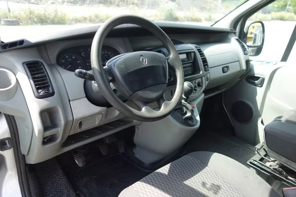 Renault Trafic 1,9DCi 74 kW 8 míst !! - foto 23
