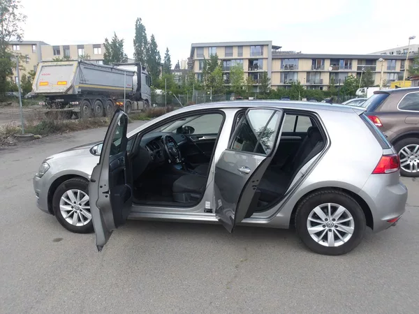 Volkswagen Golf 1,4TSi 92kW ČR ! 2.MAJ.! - foto 12