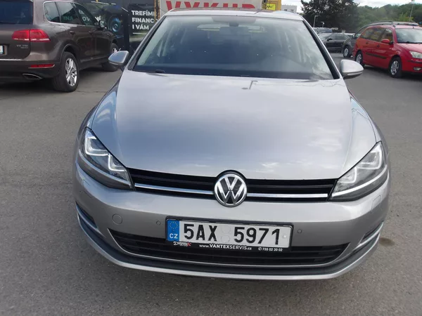 Volkswagen Golf 1,4TSi 92kW ČR ! 2.MAJ.! - foto 4