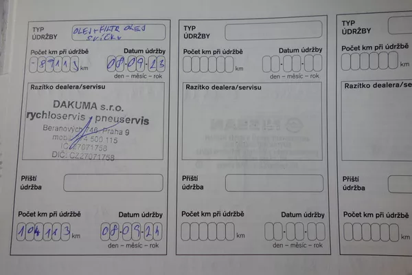 Nissan Qashqai 1,6DIG-T 120kW ČR! 1.MAJ.! - foto 36