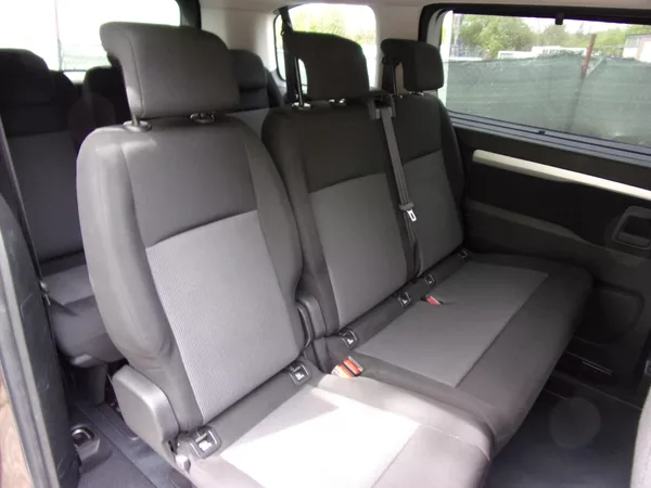 Citroën SpaceTourer 2.0HDi130kW AUTOMAT 2xKOLA 8M - foto 23
