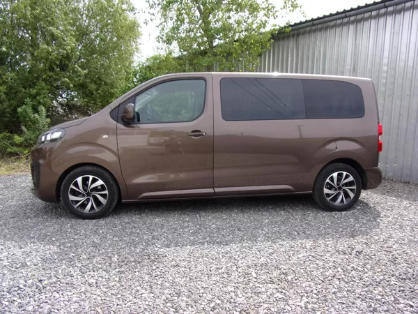 Citroën SpaceTourer 2.0HDi130kW AUTOMAT 2xKOLA 8M - foto 8