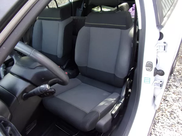 Citroën C3 1.2 PT 60kW 1.MAJITELKA ČR TOP - foto 14