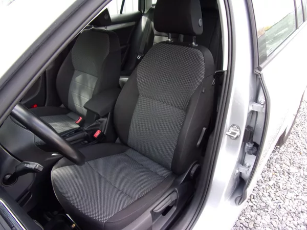 Škoda Octavia 1.6TDi81kW DPH ČR 1.MAJ. 2xKOL - foto 15
