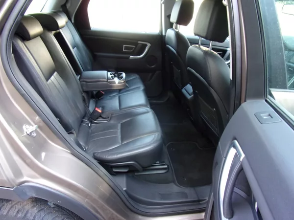 Land Rover Discovery Sport 2.2D 4X4 110kW AUTOMAT KŮŽE KM - foto 21