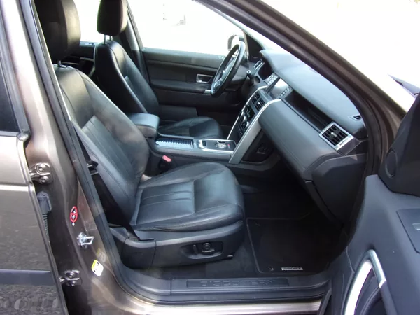 Land Rover Discovery Sport 2.2D 4X4 110kW AUTOMAT KŮŽE KM - foto 23