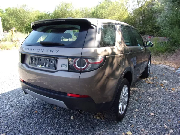 Land Rover Discovery Sport 2.2D 4X4 110kW AUTOMAT KŮŽE KM - foto 5