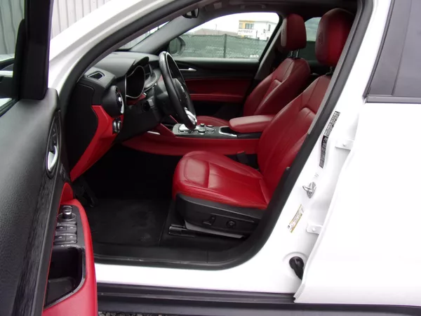 Alfa Romeo Stelvio - foto 10