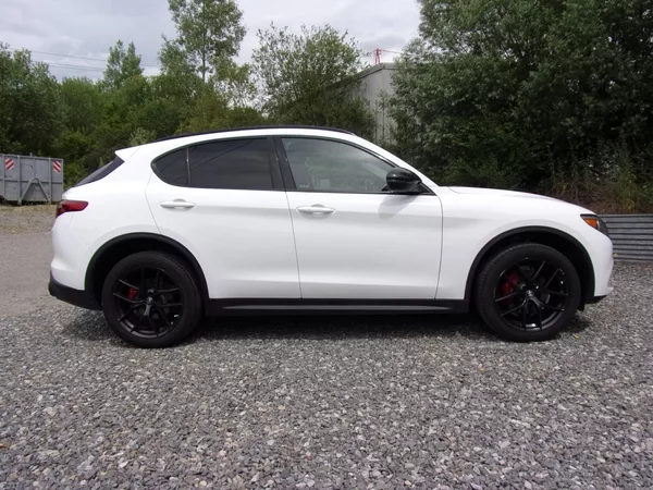 Alfa Romeo Stelvio - foto 4