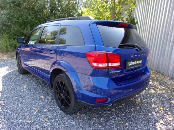 Dodge Journey 3.6L V6 208kW SXT AUTOMAT 7MÍS - foto 7