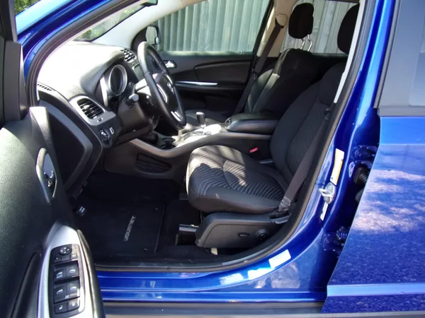 Dodge Journey 3.6L V6 208kW SXT AUTOMAT 7MÍS - foto 9