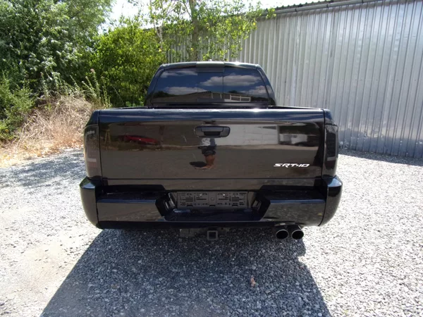 Dodge RAM SRT - 10 VIPER 8.3i V10 372kW - foto 8