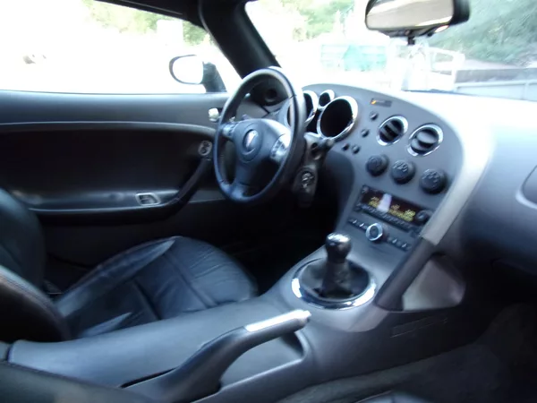 Pontiac 2.0i TURBO 260PS SOLSTICE GXP - foto 13