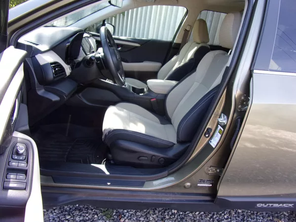 Subaru Outback 2.5i 136kW 4X4 PREMIUM AUTOMAT - foto 9