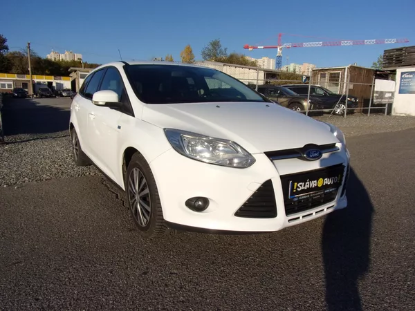 Ford Focus 1.6 TDCi 70kW ČR TAŽNÉ VÝHŘEVY - foto 2
