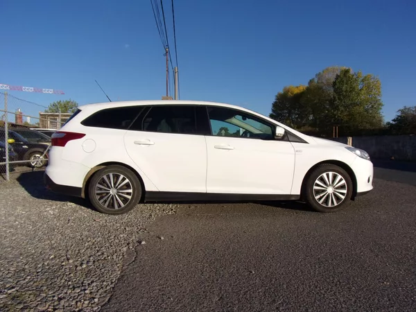Ford Focus 1.6 TDCi 70kW ČR TAŽNÉ VÝHŘEVY - foto 5