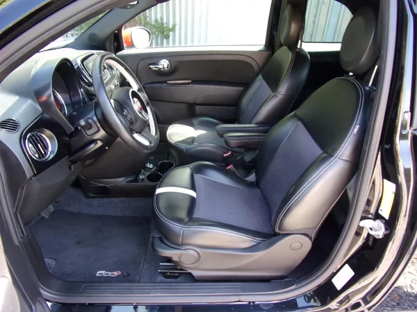 Fiat 500e 24kWh 83kW SYMPATICKÉ VYBAVENÉ - foto 9