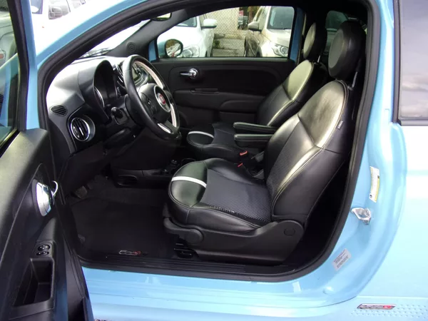 Fiat 500e 24kWh ATRAKTIVNÍ BARVA+VÝBAVA - foto 9