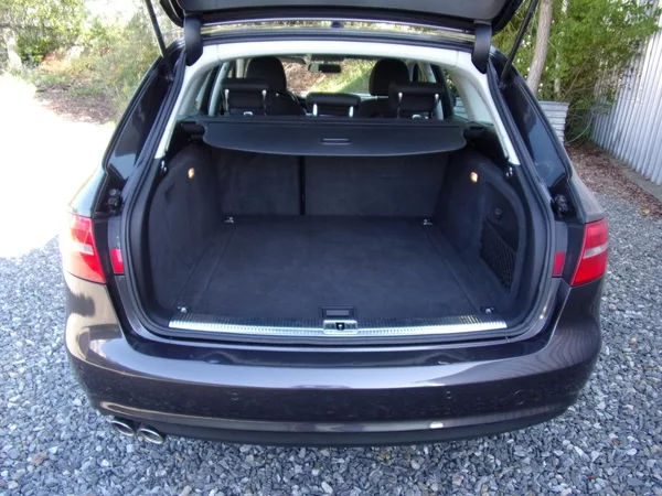 Audi A4 2.0 TDi 100kW @@PĚKNÁ@MANUÁL@@ - foto 16