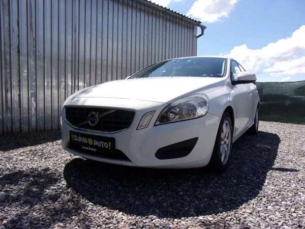 Volvo V60 1.6 D2 84kW@AUTOMAT@PĚKNÝ VŮZ@