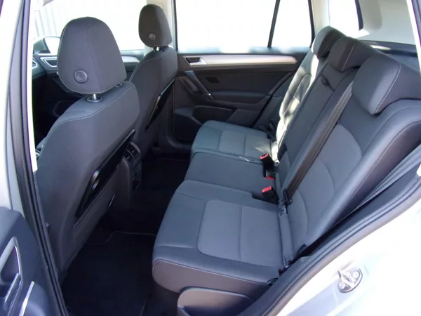 Volkswagen Golf Sportsvan 1.6TDi 81kW@PĚKNÉ@VYBAVENÉ@KM@ - foto 15