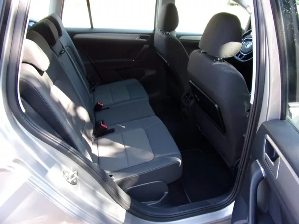Volkswagen Golf Sportsvan 1.6TDi 81kW@PĚKNÉ@VYBAVENÉ@KM@ - foto 18
