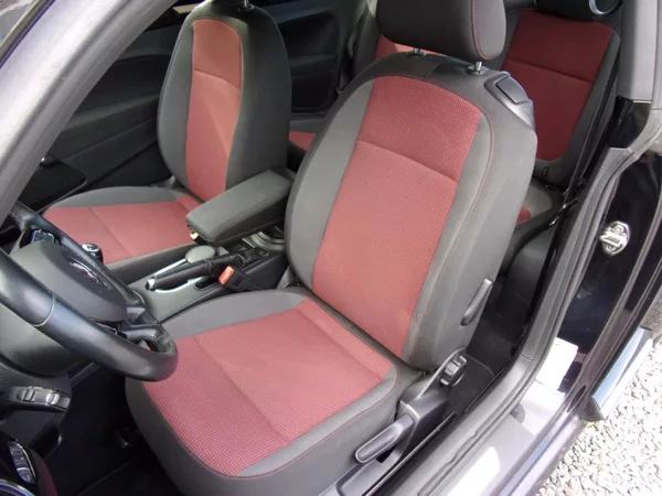 Volkswagen Beetle 1.6TDi 77kW DESIGN FENDER NAVI - foto 14