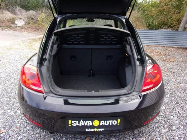 Volkswagen Beetle 1.6TDi 77kW DESIGN FENDER NAVI - foto 16