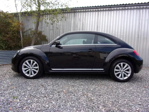 Volkswagen Beetle 1.6TDi 77kW DESIGN FENDER NAVI - foto 8