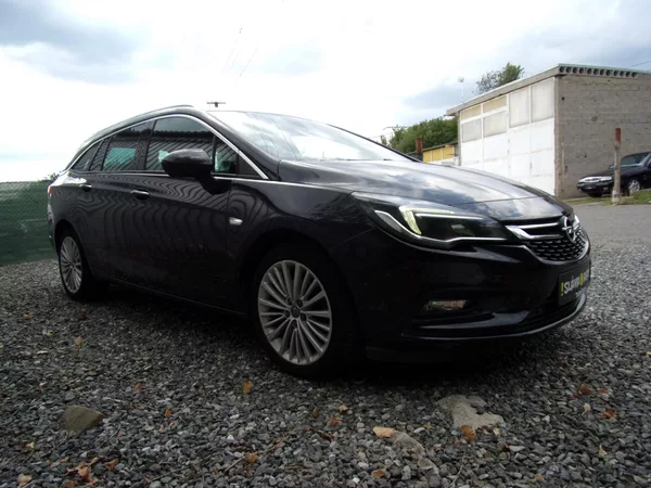 Opel Astra 1.6CDTi 100kW 196000KM AUTOMAT - foto 3