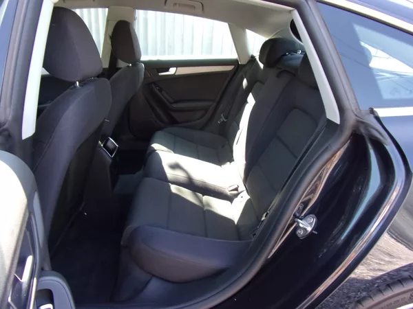 Audi A5 2.0 TDi 189 000KM 2xLITÁ KOLA - foto 14