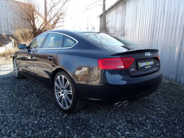 Audi A5 2.0 TDi 189 000KM 2xLITÁ KOLA - foto 26