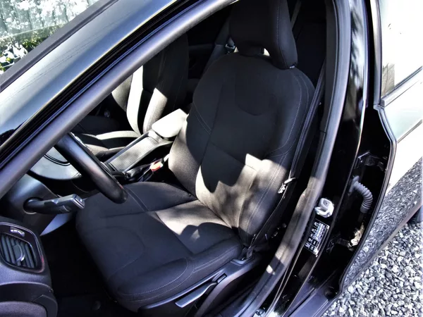 Volvo V40 1.6 D2 84kW CROSS COUNTRY@TOP@ - foto 13