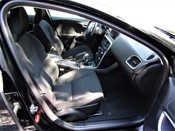 Volvo V40 1.6 D2 84kW CROSS COUNTRY@TOP@ - foto 17