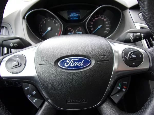 Ford Focus 1.6 16V Ti-Vct 77kW 145 000KM - foto 13