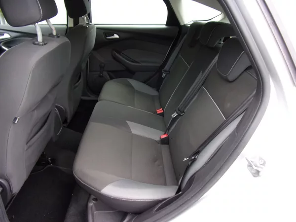 Ford Focus 1.6 16V Ti-Vct 77kW 145 000KM - foto 15