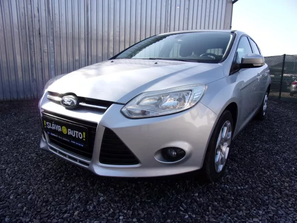 Ford Focus 1.6 16V Ti-Vct 77kW 145 000KM - foto 2
