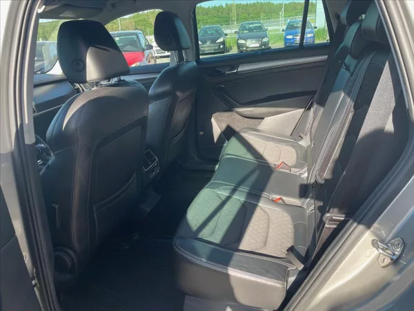 Škoda Kodiaq 2,0 140kw, DSG, dostupnost den - foto 10
