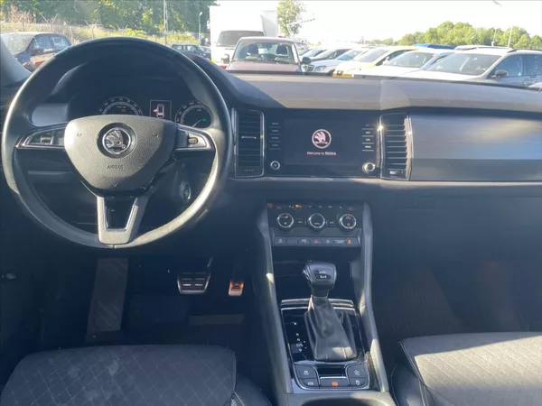 Škoda Kodiaq 2,0 140kw, DSG, dostupnost den - foto 11