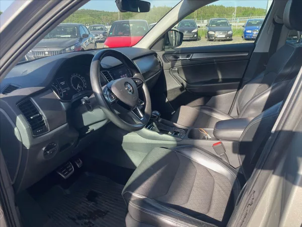 Škoda Kodiaq 2,0 140kw, DSG, dostupnost den - foto 12