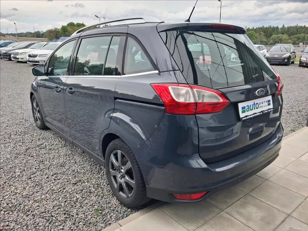 Ford Grand C-MAX 2,0 tinanium, kamera, keyless - foto 5