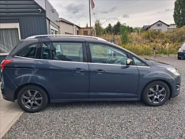 Ford Grand C-MAX 2,0 tinanium, kamera, keyless - foto 8