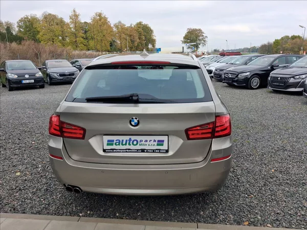 BMW Řada 5 2,0 135kw - foto 6